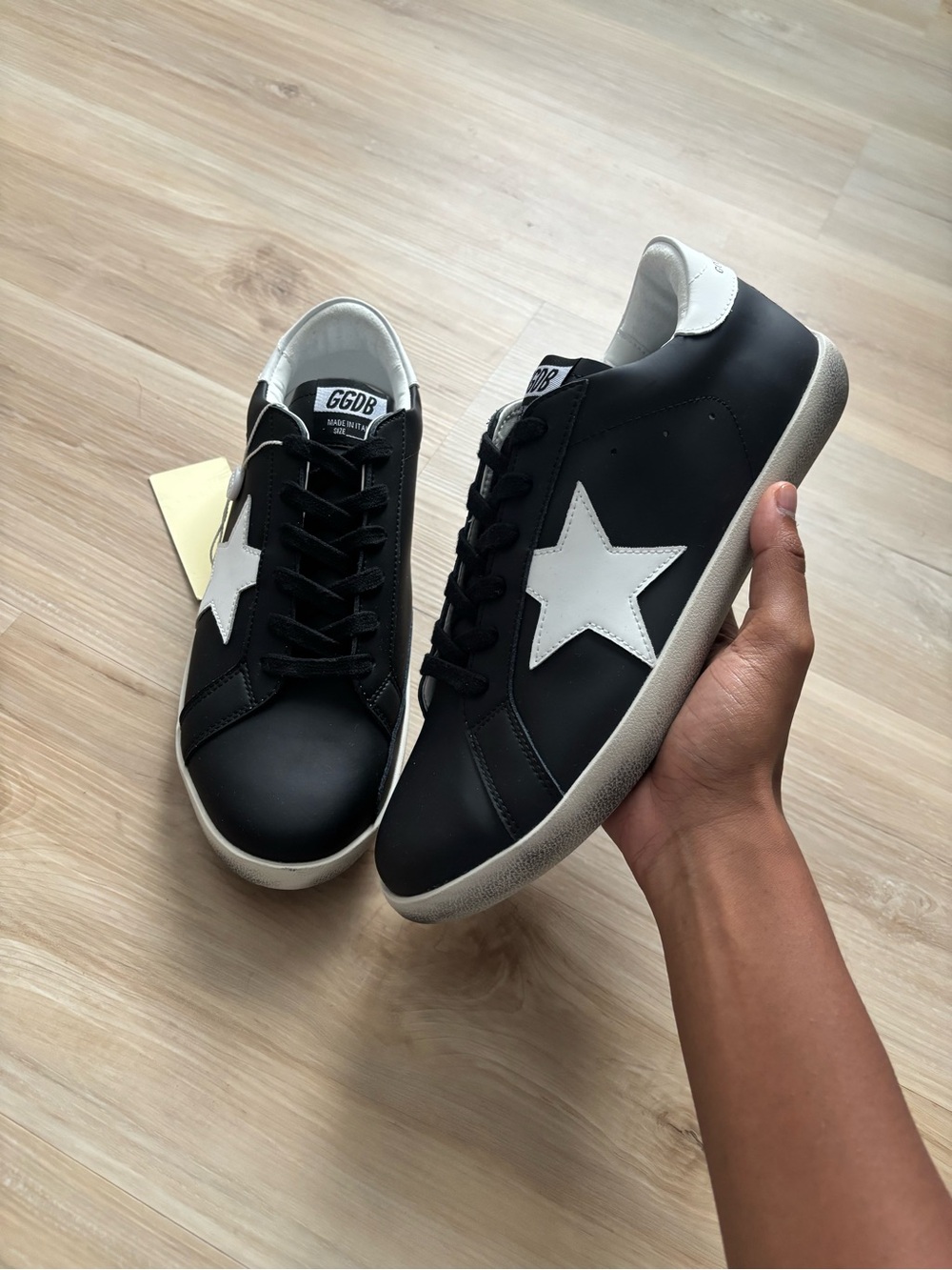 Golden Goose Black Leather Low-Top Sneakers with White Star
